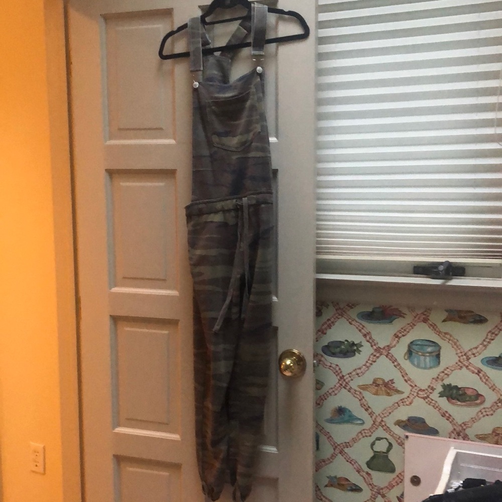Z SUPPLY CAMO OVERALLS